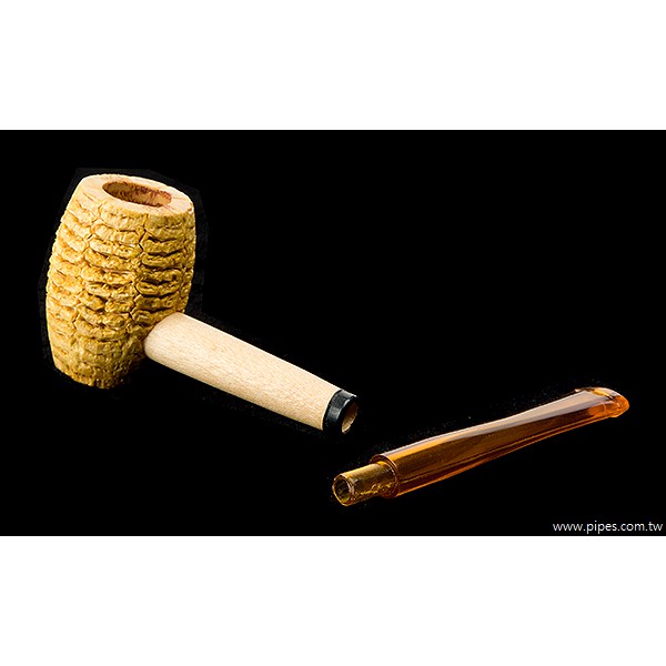 玉米斗 Huck Finn (長黃嘴) M800-1