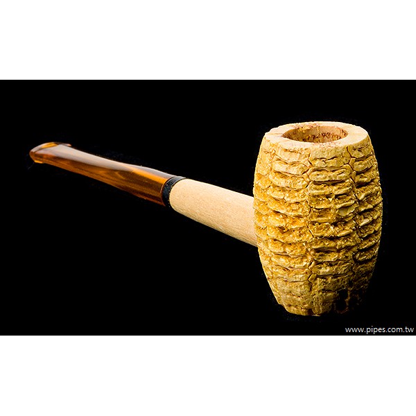 玉米斗 Huck Finn (長黃嘴) M800-1